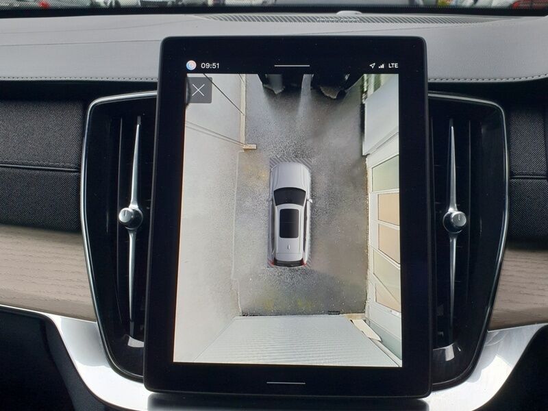More views of Volvo XC90