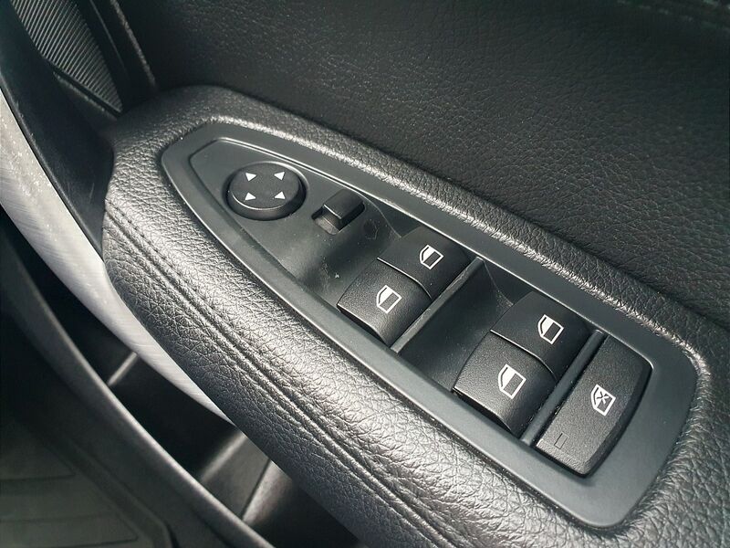 More views of BMW 1-Series