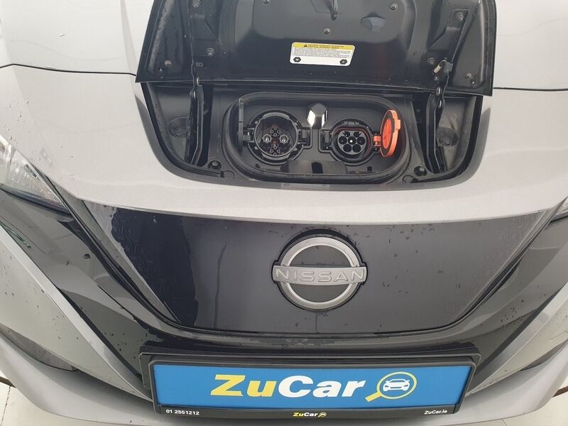 More views of Nissan Leaf