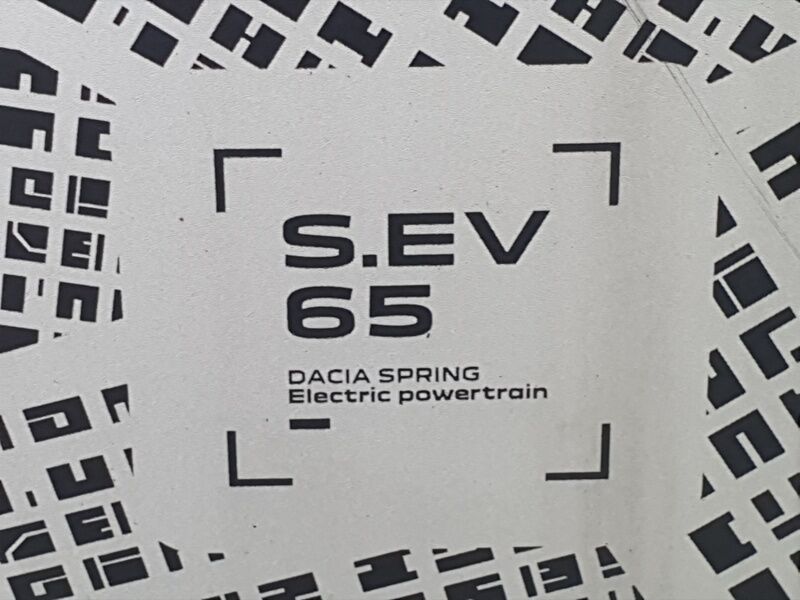 More views of Dacia Spring