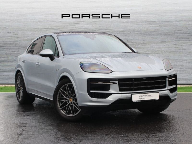 More views of Porsche Cayenne