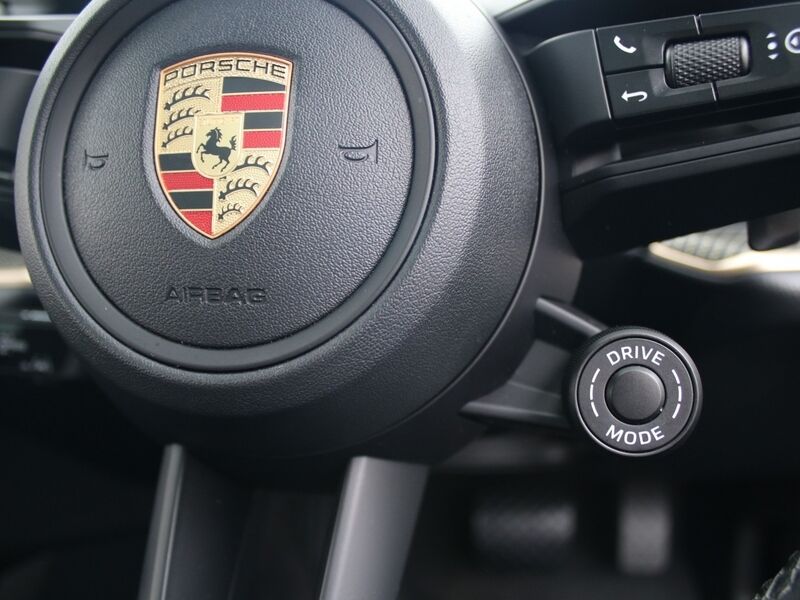 More views of Porsche Cayenne