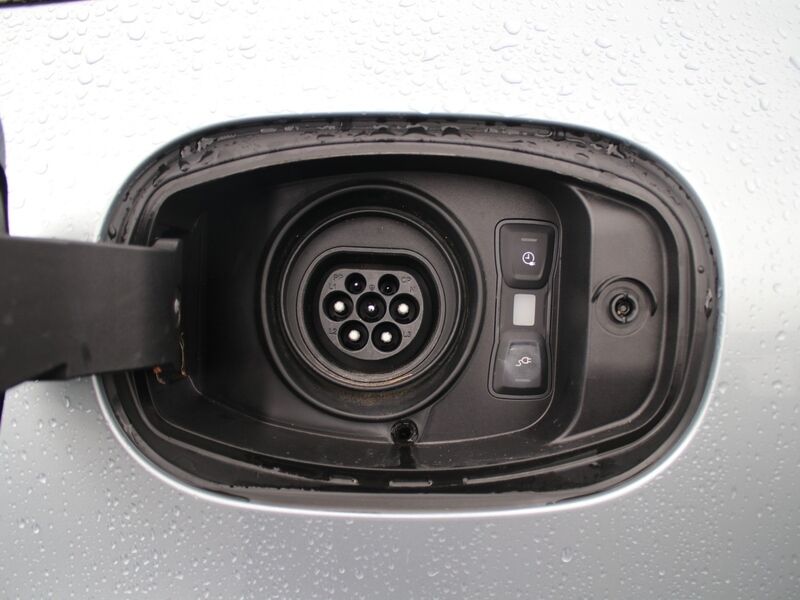 More views of Porsche Cayenne
