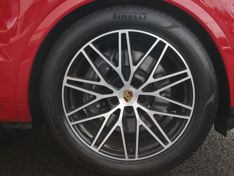 More views of Porsche Cayenne