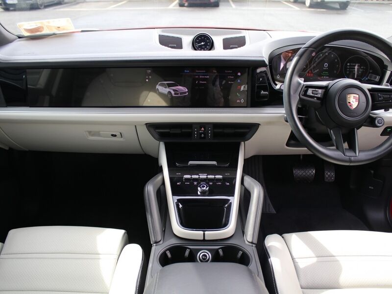 More views of Porsche Cayenne