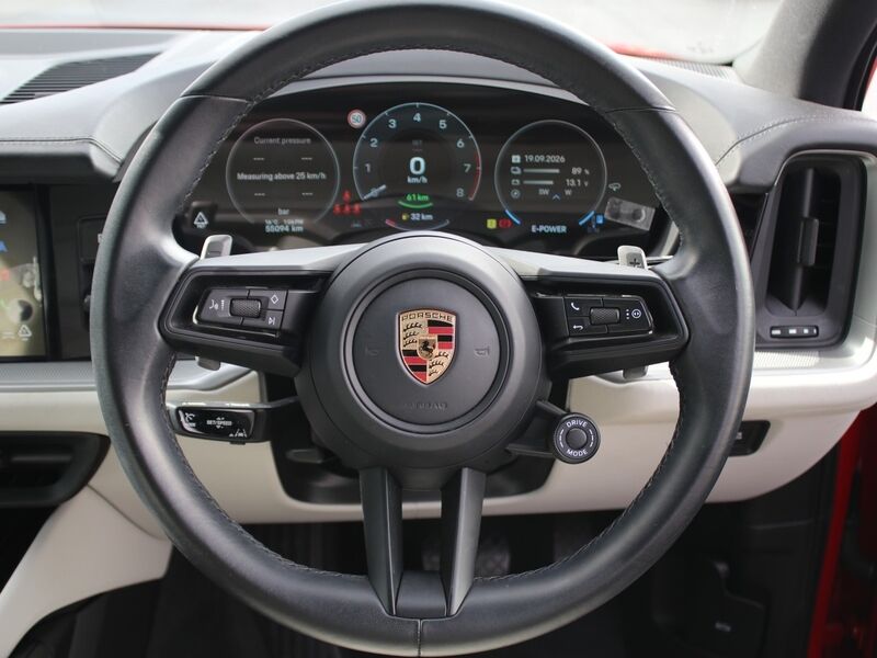 More views of Porsche Cayenne