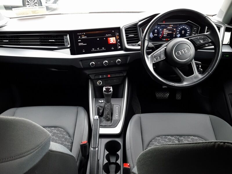 More views of Audi A1