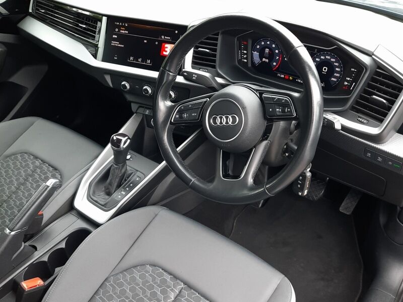 More views of Audi A1