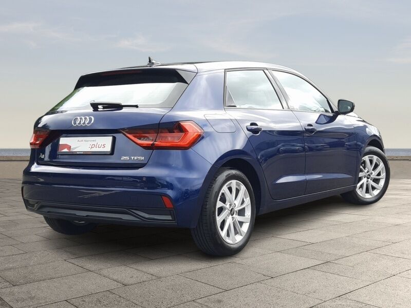 More views of Audi A1