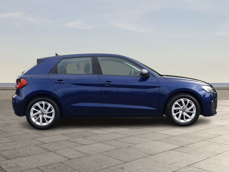More views of Audi A1