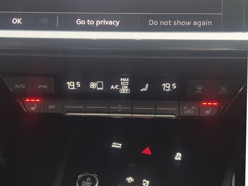 More views of Audi Q4 e-tron