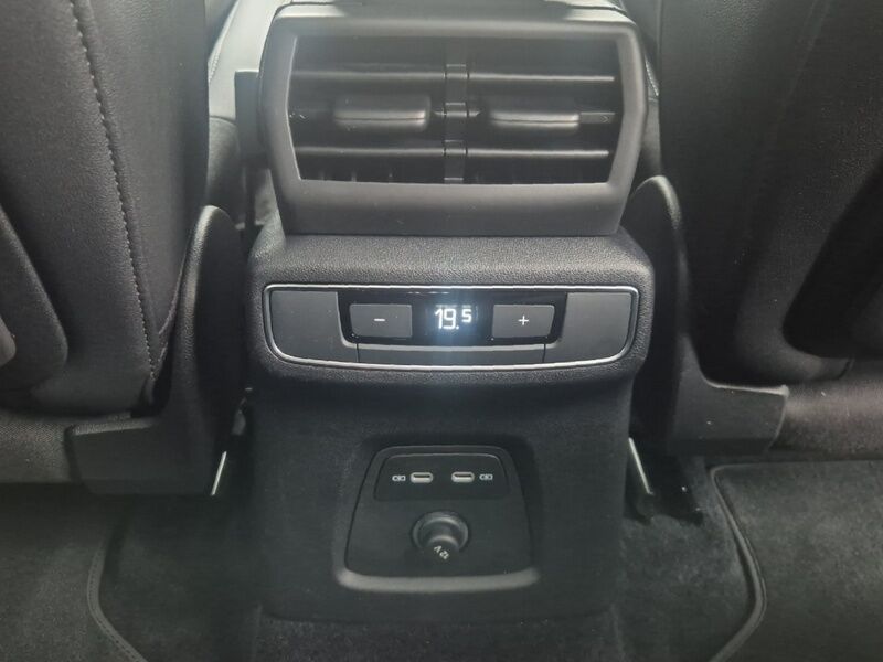 More views of Audi Q4 e-tron