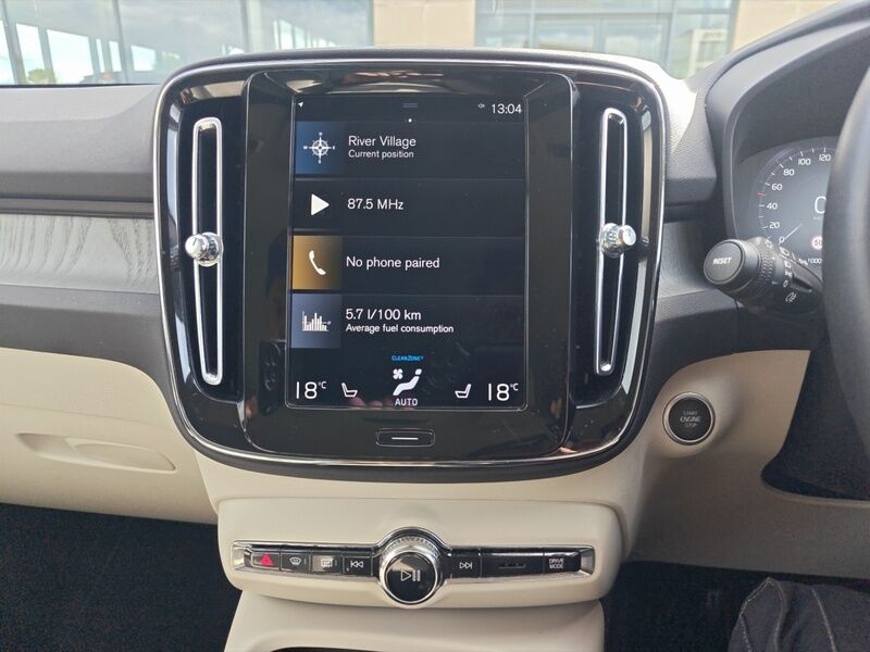 More views of Volvo XC40