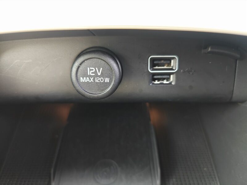 More views of Volvo XC40