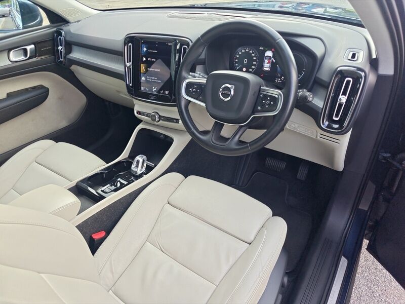 More views of Volvo XC40