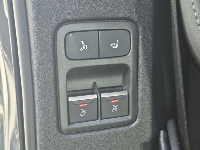 More views of Audi Q7