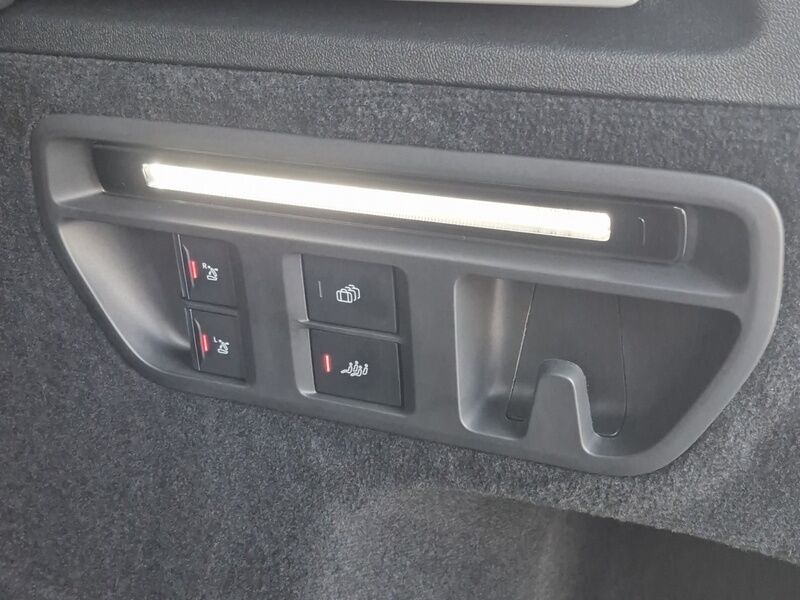 More views of Audi Q7