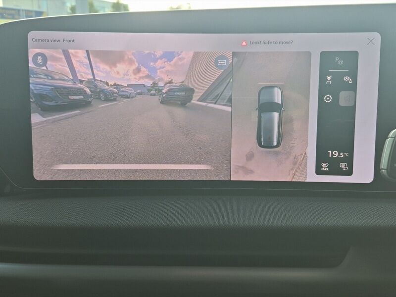 More views of Audi Q7