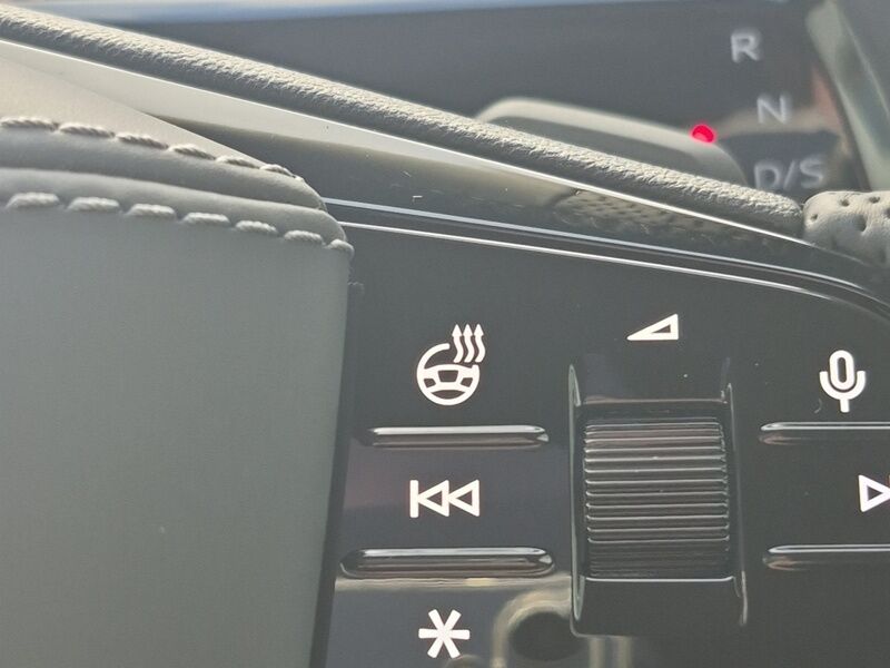 More views of Audi Q7