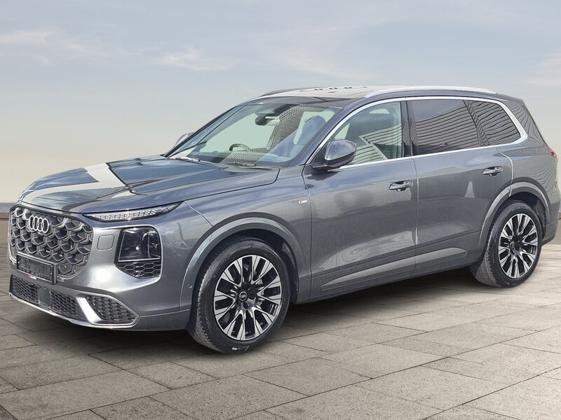 More views of Audi Q7