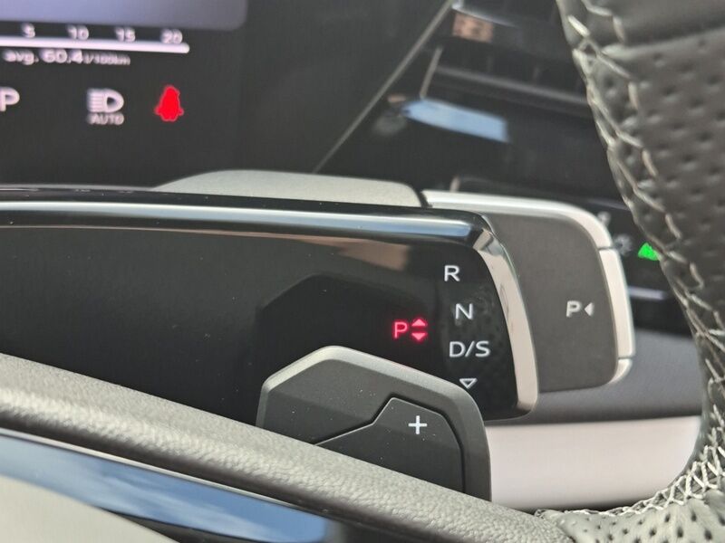 More views of Audi Q7