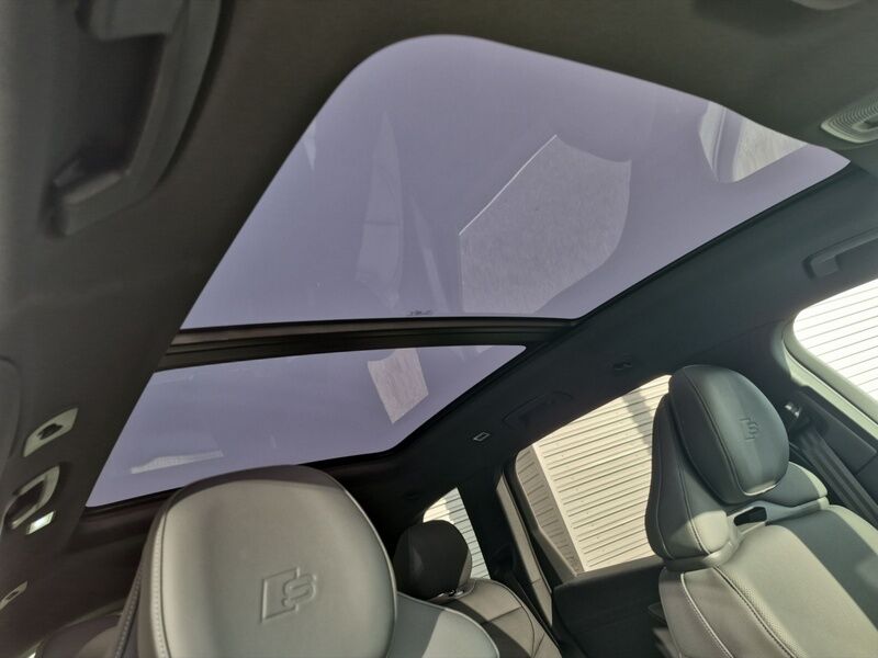 More views of Audi Q7