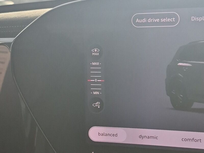 More views of Audi Q7