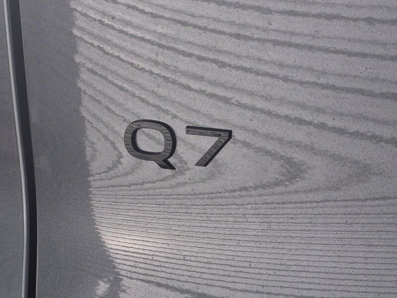 More views of Audi Q7