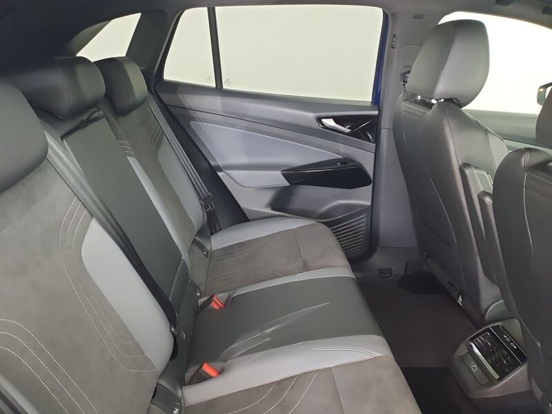 More views of Volkswagen ID.4