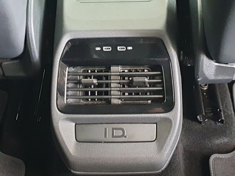 More views of Volkswagen ID.4