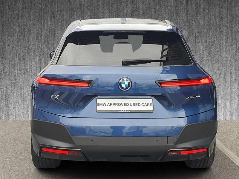 More views of BMW iX