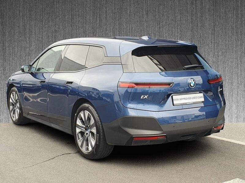 More views of BMW iX