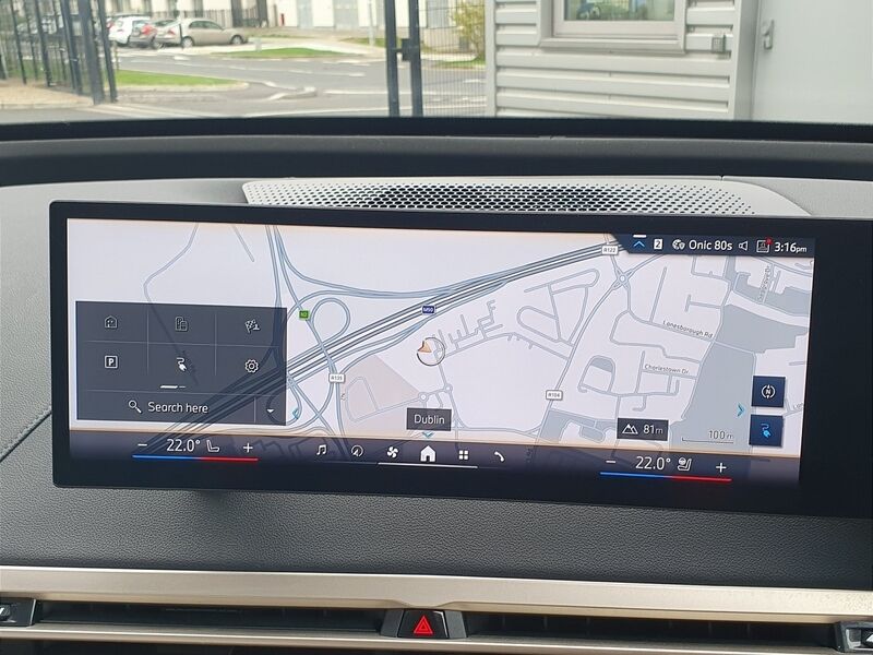 More views of BMW iX