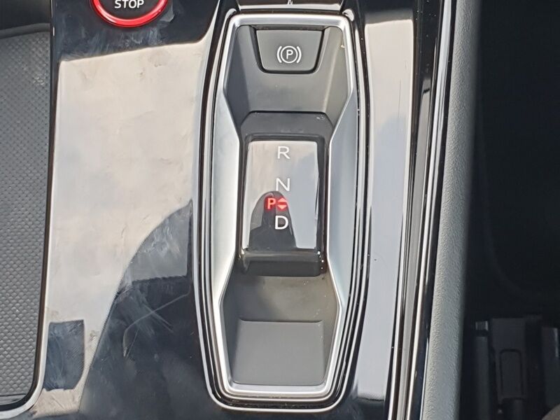 More views of Audi e-tron GT quattro