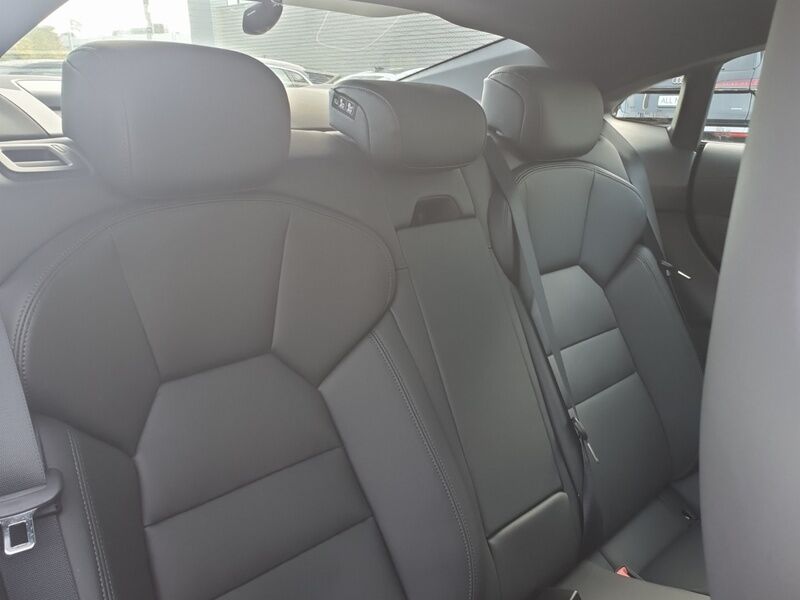 More views of Audi e-tron GT quattro