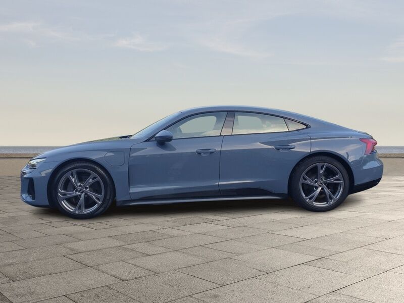 More views of Audi e-tron GT quattro
