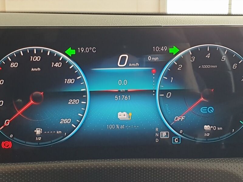 More views of Mercedes-Benz CLA