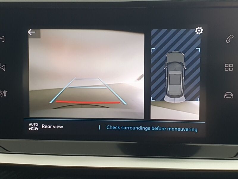 More views of Peugeot 2008