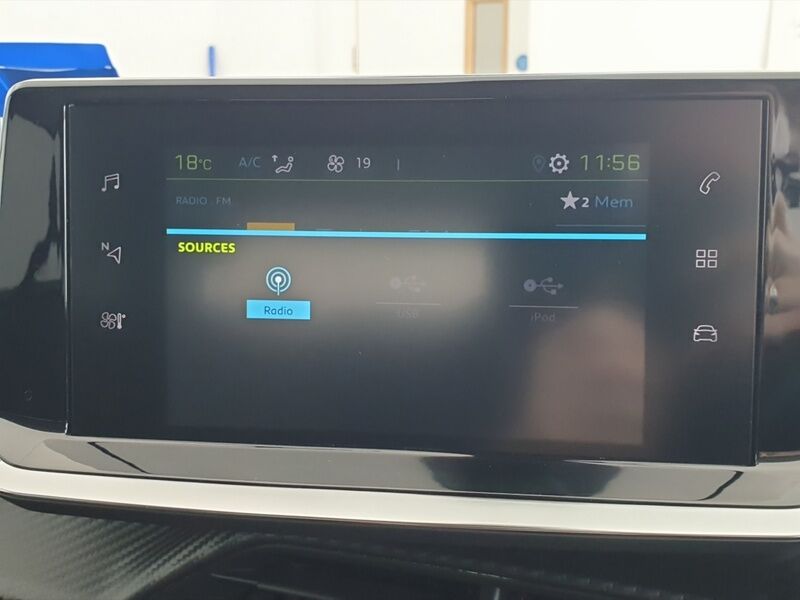 More views of Peugeot 2008