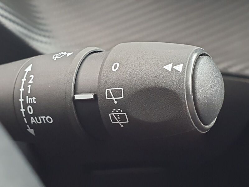 More views of Peugeot 2008
