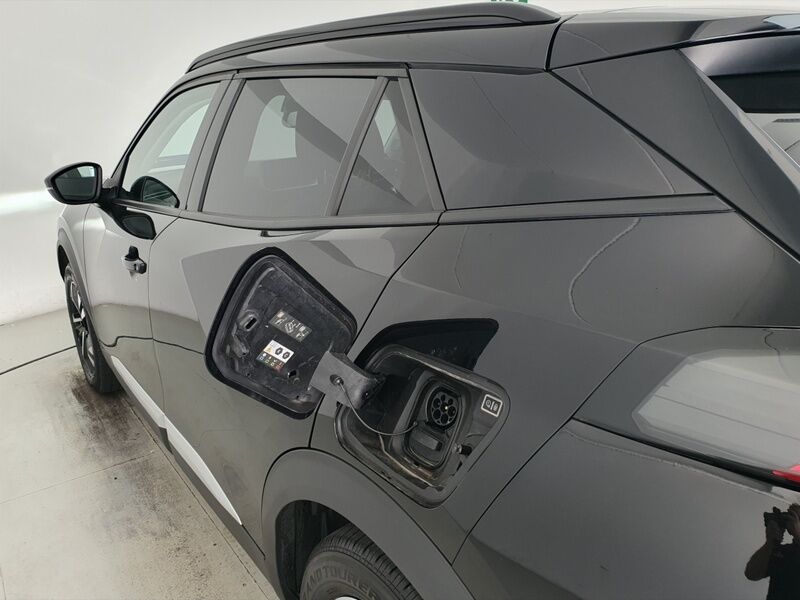 More views of Peugeot 2008