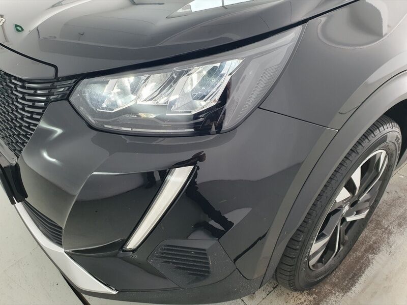 More views of Peugeot 2008