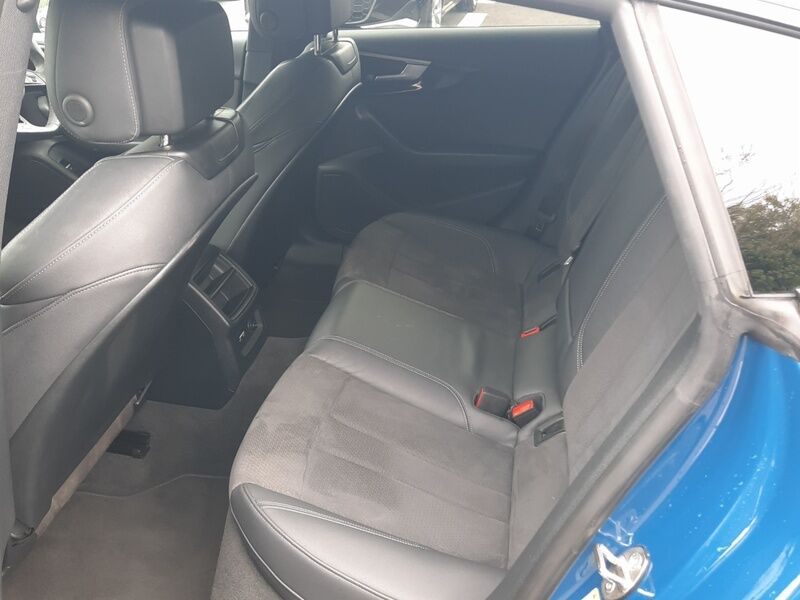 More views of Audi A5