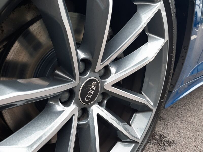 More views of Audi A5