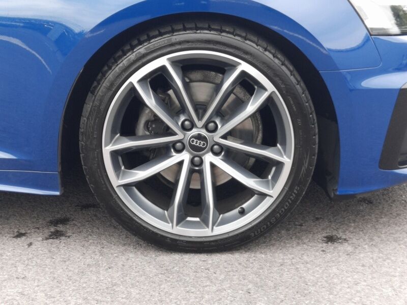 More views of Audi A5