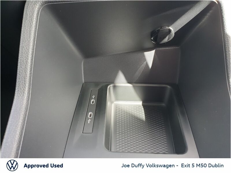 More views of Volkswagen Caddy