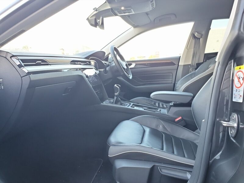 More views of Volkswagen Arteon