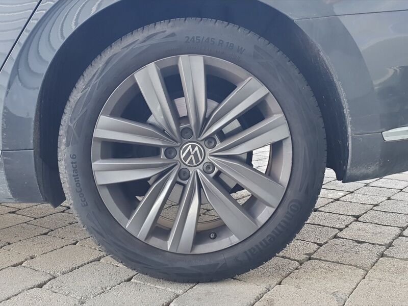 More views of Volkswagen Arteon