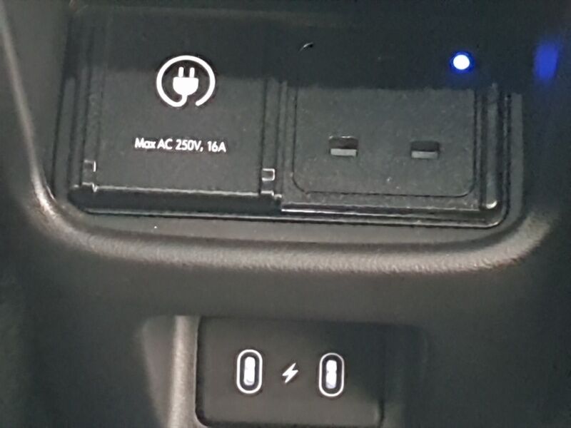 More views of Hyundai KONA
