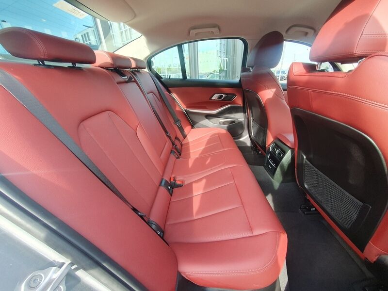 More views of BMW 3-Series